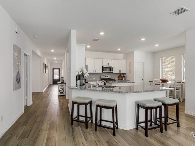 1613 Roadrunner Drive, Little Elm, TX 75068