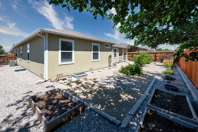 806 Karry Way, Fallon, NV 89406