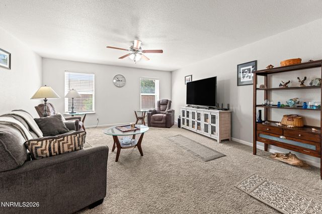 806 Karry Way, Fallon, NV 89406