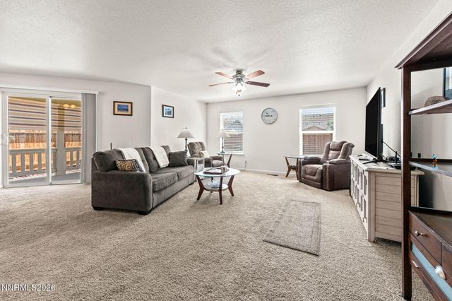 806 Karry Way, Fallon, NV 89406