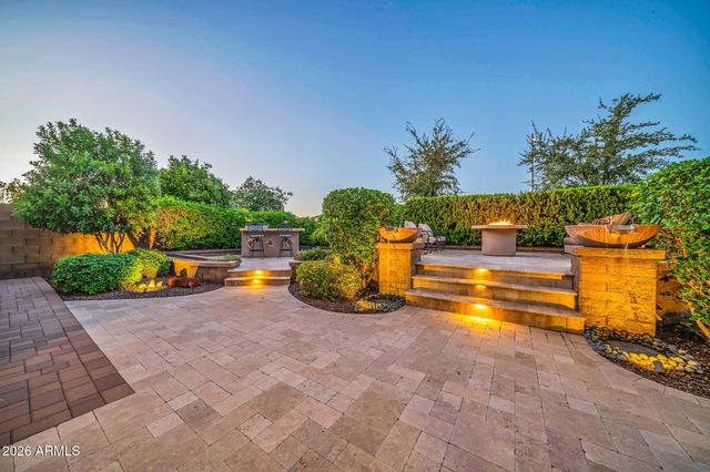 9364 W CASHMAN Drive, Peoria, AZ 85383