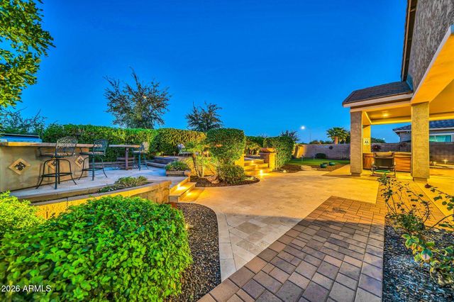 9364 W CASHMAN Drive, Peoria, AZ 85383