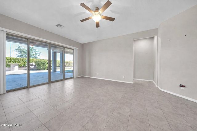 9364 W CASHMAN Drive, Peoria, AZ 85383