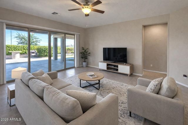 9364 W CASHMAN Drive, Peoria, AZ 85383