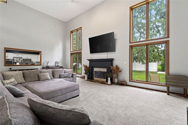 6870 Rosebud Way, Clayton, OH 45415
