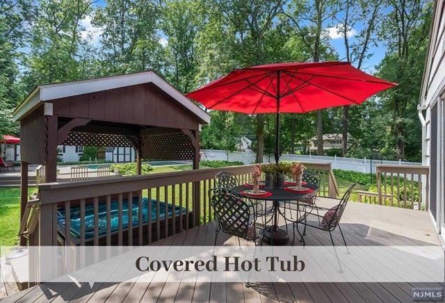 371 Drake Road, Wyckoff, NJ 07481