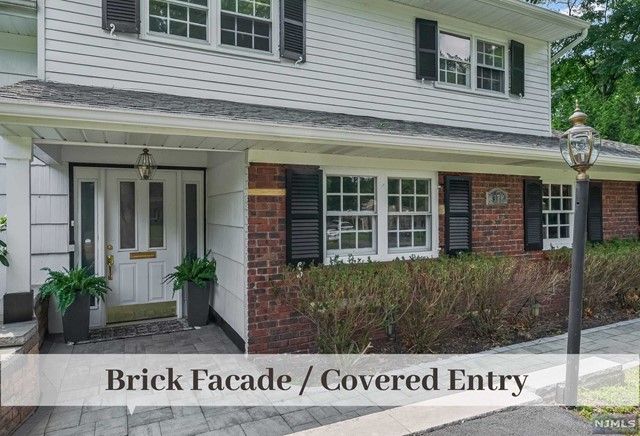 371 Drake Road, Wyckoff, NJ 07481
