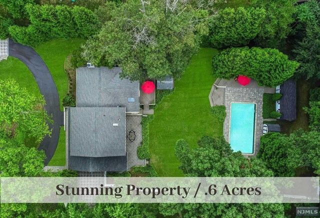 371 Drake Road, Wyckoff, NJ 07481