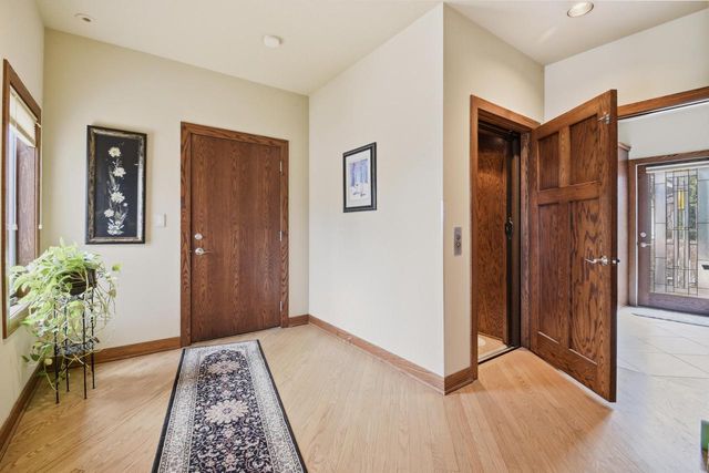 790 Erin ROAD, Hartford, WI 53027