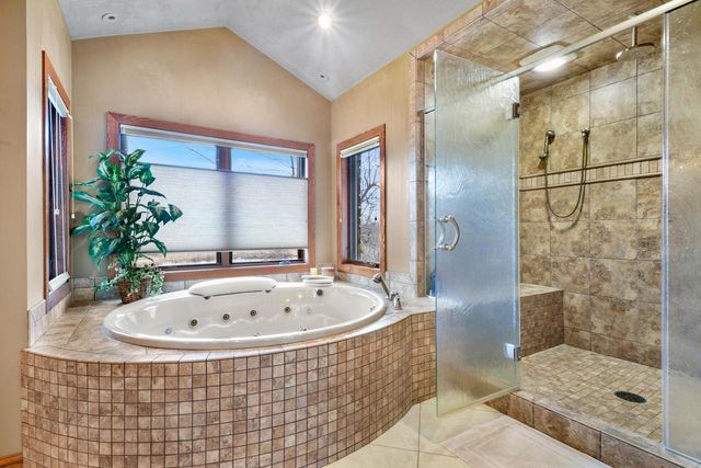 790 Erin ROAD, Hartford, WI 53027