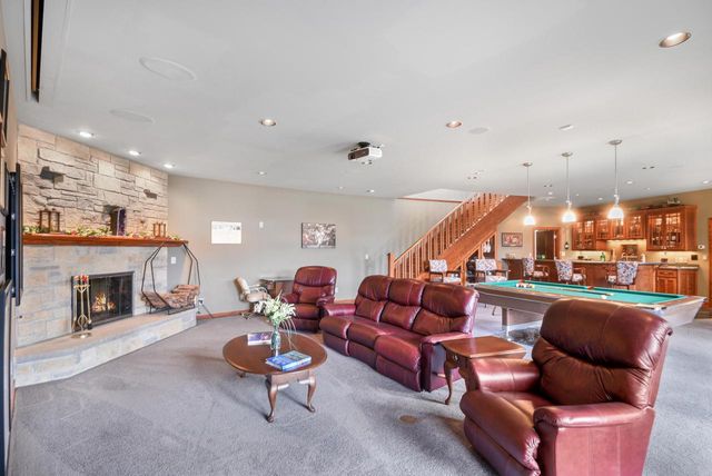 790 Erin ROAD, Hartford, WI 53027
