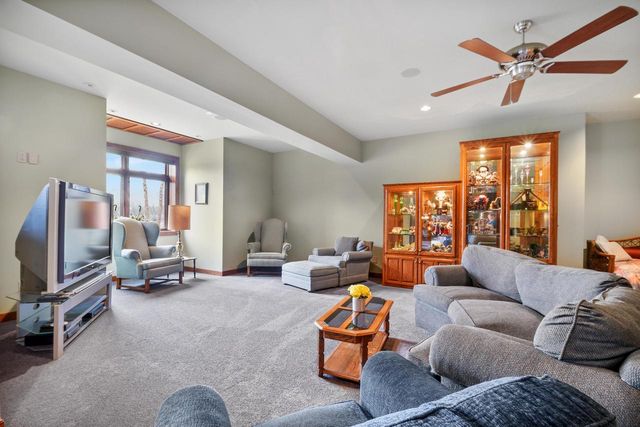 790 Erin ROAD, Hartford, WI 53027