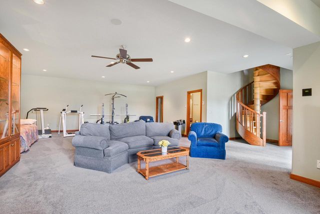 790 Erin ROAD, Hartford, WI 53027