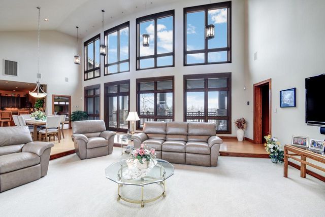 790 Erin ROAD, Hartford, WI 53027
