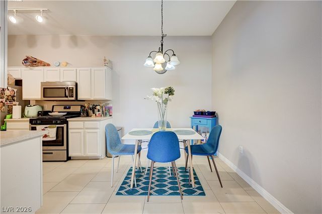 2305 West Horizon Ridge Parkway 613, Henderson, NV 89052