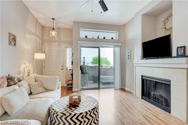 2305 West Horizon Ridge Parkway 613, Henderson, NV 89052