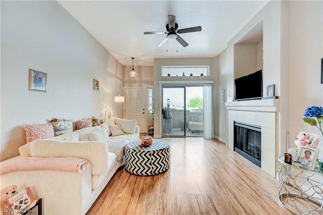 2305 West Horizon Ridge Parkway 613, Henderson, NV 89052