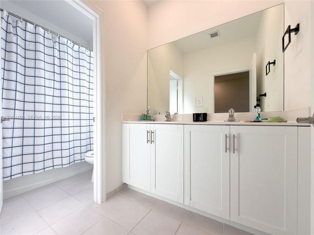 2636 SE 13th Ct, Homestead, FL 33035
