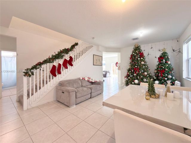 2636 SE 13th Ct, Homestead, FL 33035