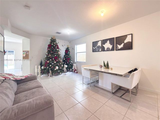 2636 SE 13th Ct, Homestead, FL 33035
