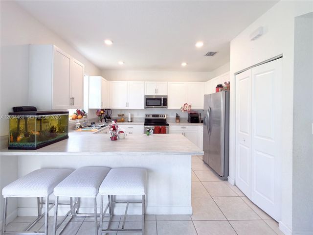 2636 SE 13th Ct, Homestead, FL 33035
