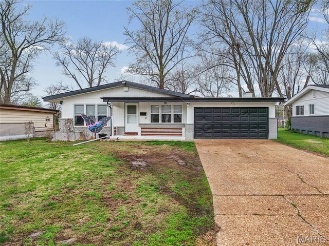 10205 Pannell Drive, Florissant, MO 63136