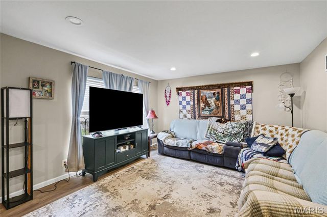 10205 Pannell Drive, Florissant, MO 63136