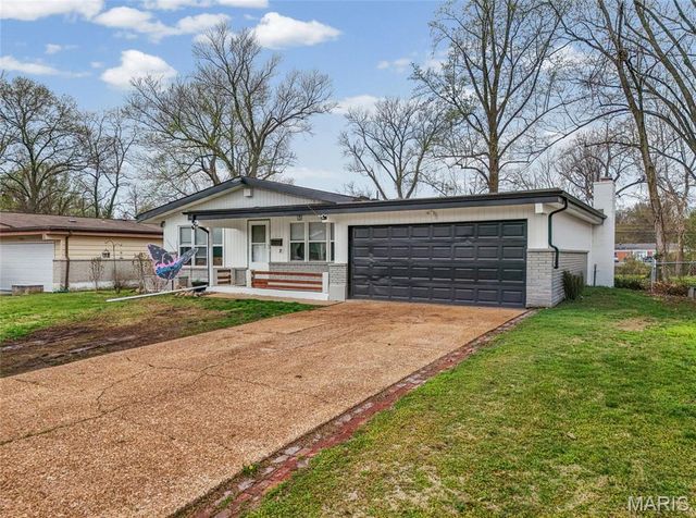 10205 Pannell Drive, Florissant, MO 63136