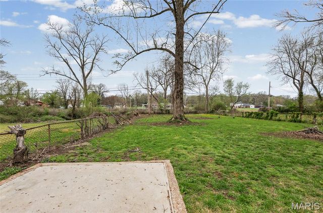 10205 Pannell Drive, Florissant, MO 63136