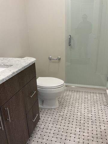 1006 Paradise Rd PH Q, Swampscott, MA 01907