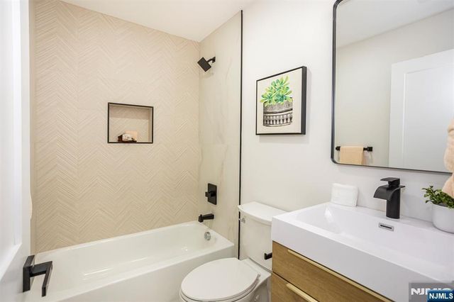 415 Mount Prospect Avenue, Clifton, NJ 07012