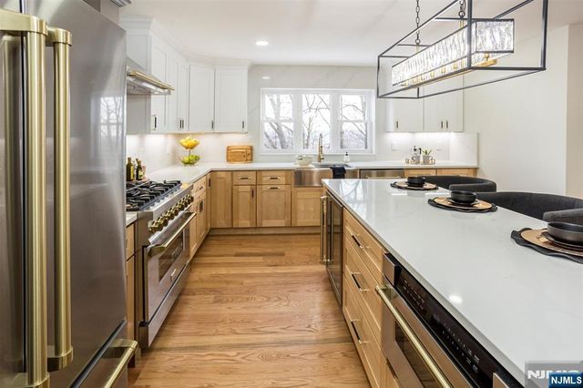 415 Mount Prospect Avenue, Clifton, NJ 07012