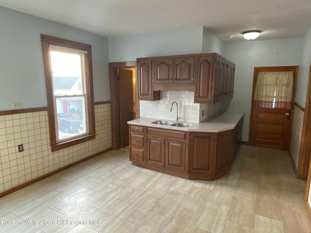 66 Park Avenue, Cohoes, NY 12047