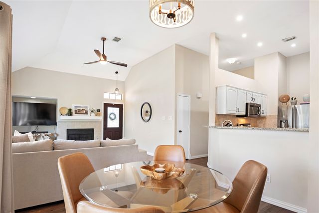 4306 Harvest Hill Road, Carrollton, TX 75010