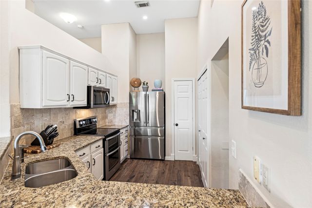 4306 Harvest Hill Road, Carrollton, TX 75010