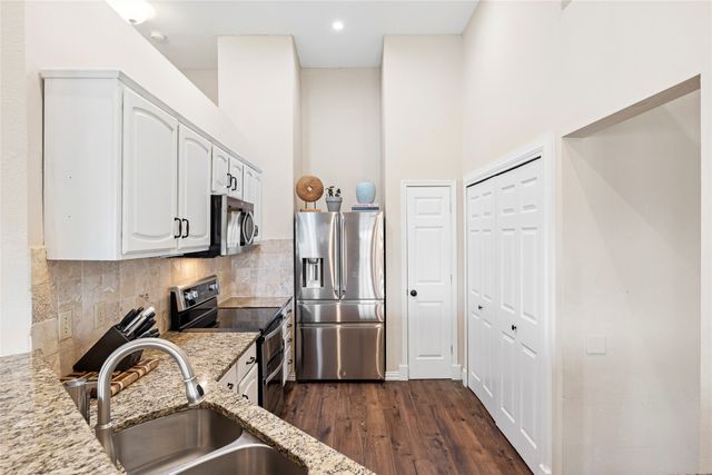 4306 Harvest Hill Road, Carrollton, TX 75010