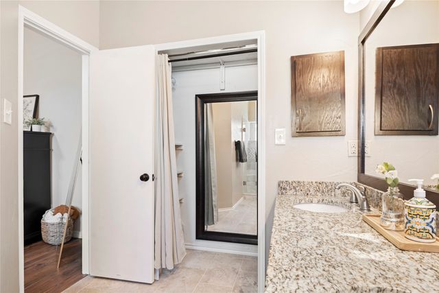 4306 Harvest Hill Road, Carrollton, TX 75010