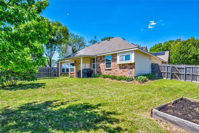4306 Harvest Hill Road, Carrollton, TX 75010