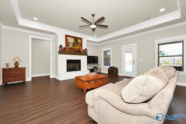 1818 Meadowbrook Drive SE, Cullman, AL 35055