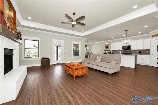 1818 Meadowbrook Drive SE, Cullman, AL 35055