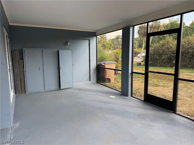 345 Georgia LN, Fort Myers, FL 33905