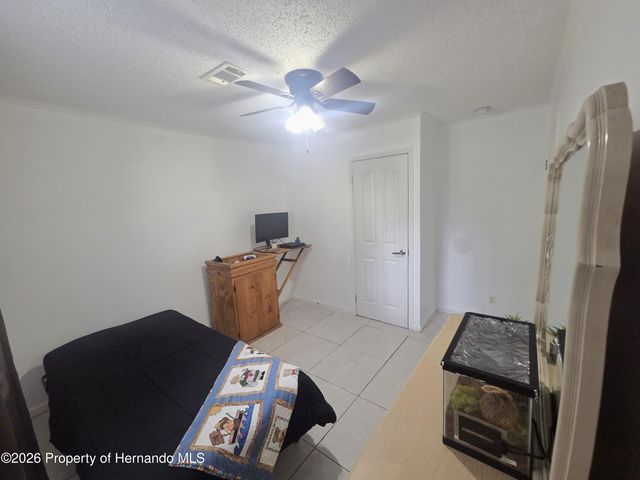 18314 Deason Drive, Spring Hill(pasco), FL 34610
