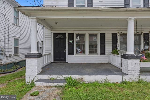730 W JOHN ST, Martinsburg, WV 25401
