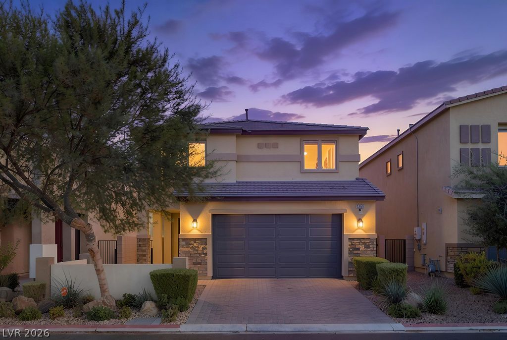 7255 Dazzle Point Street, North Las Vegas, NV 89084 — exterior