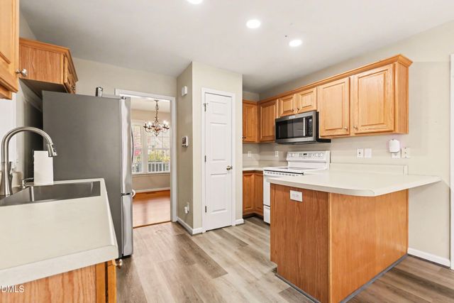 390 Eagle Stone Ridge, Youngsville, NC 27596