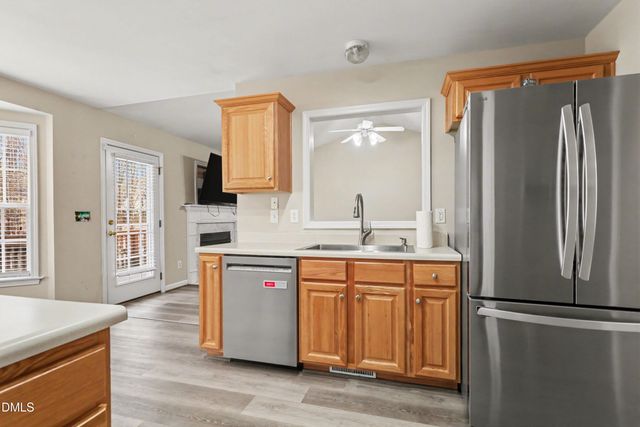 390 Eagle Stone Ridge, Youngsville, NC 27596