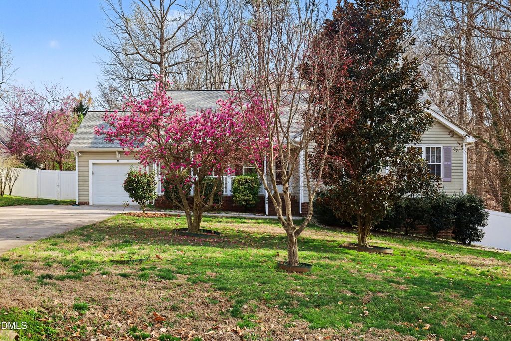 390 Eagle Stone Ridge, Youngsville, NC 27596