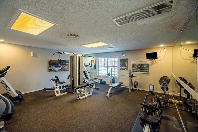 2809 W William Cannon DR E203, Austin, TX 78745