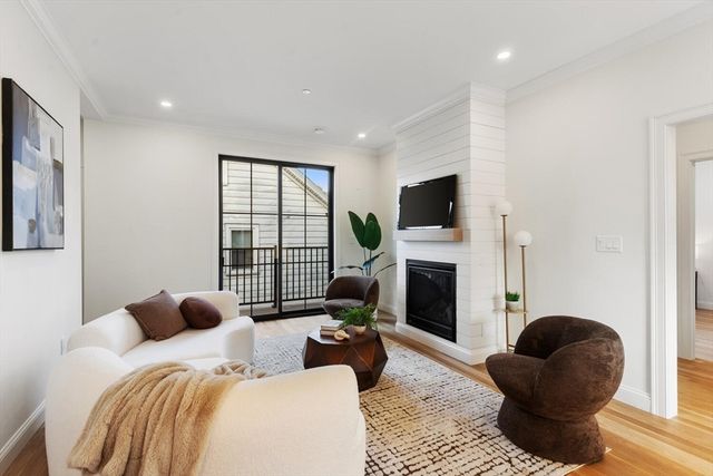 27 Shepard St 4, Boston, MA 02135