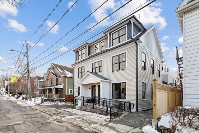 27 Shepard St 4, Boston, MA 02135